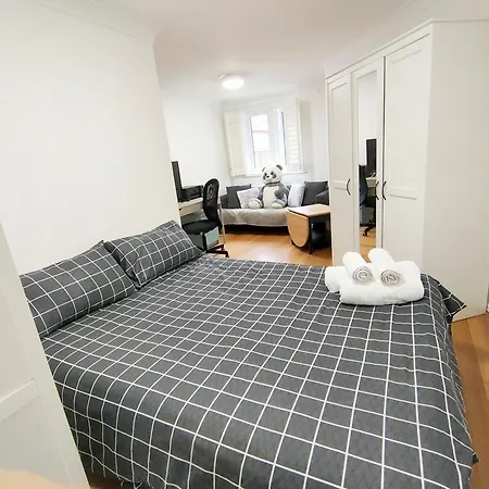 Spacious 3-Bed Cosy Flat In Westminster London Exterior photo