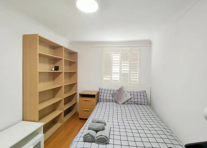 Spacious 3-Bed Cosy Flat In Westminster
